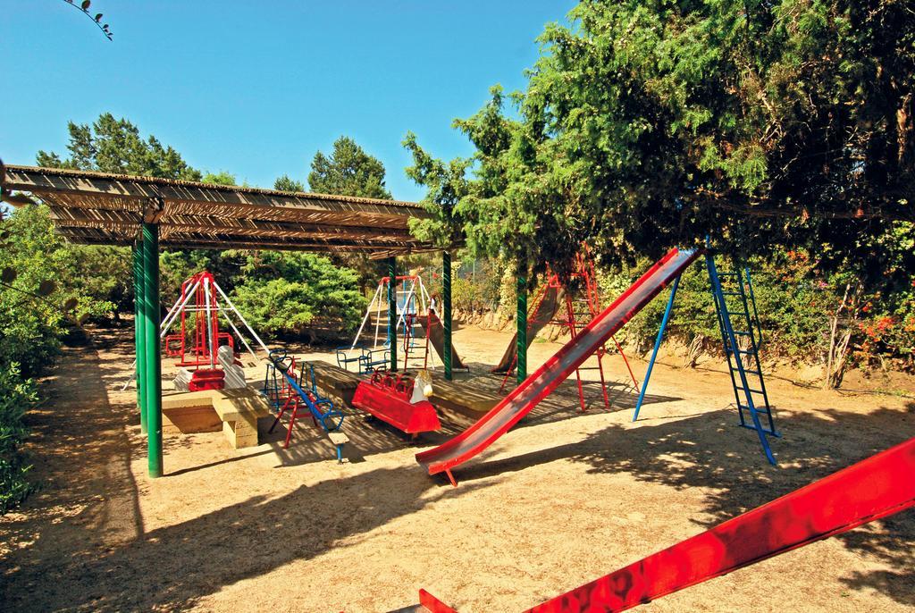 Villaggio Camping Spiaggia Del Riso Villasimius Exterior foto