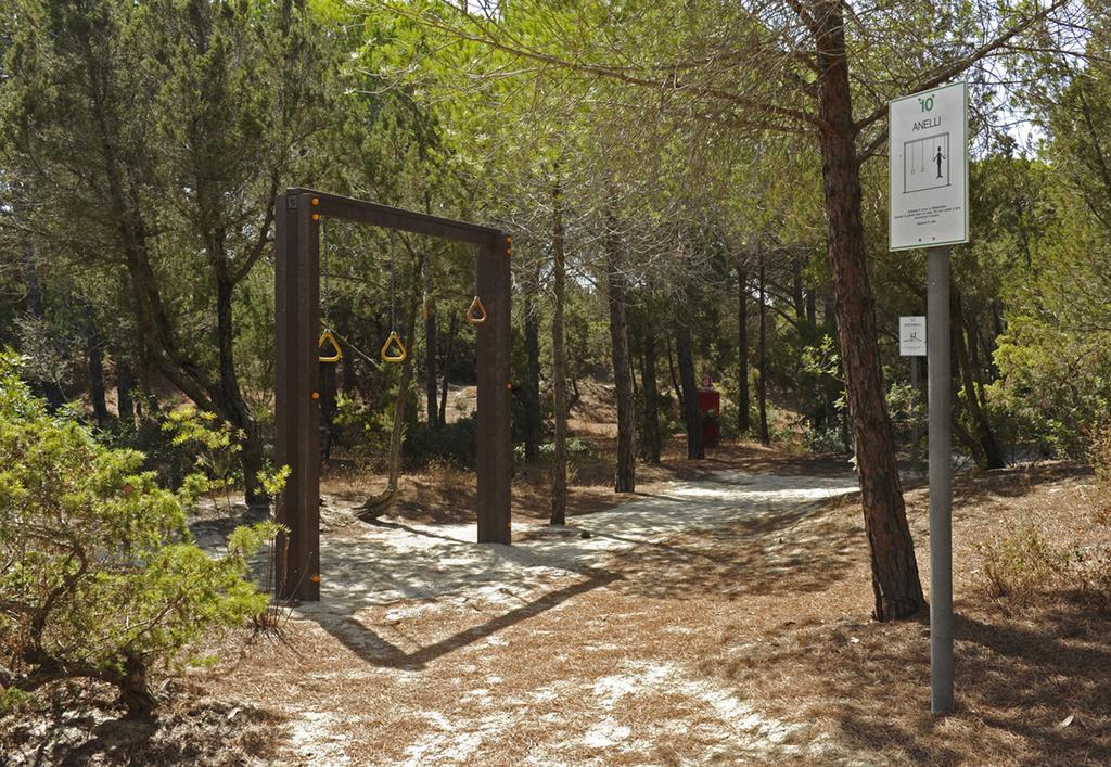 Villaggio Camping Spiaggia Del Riso Villasimius Exterior foto